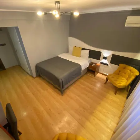 Martin City Hotel Hotel